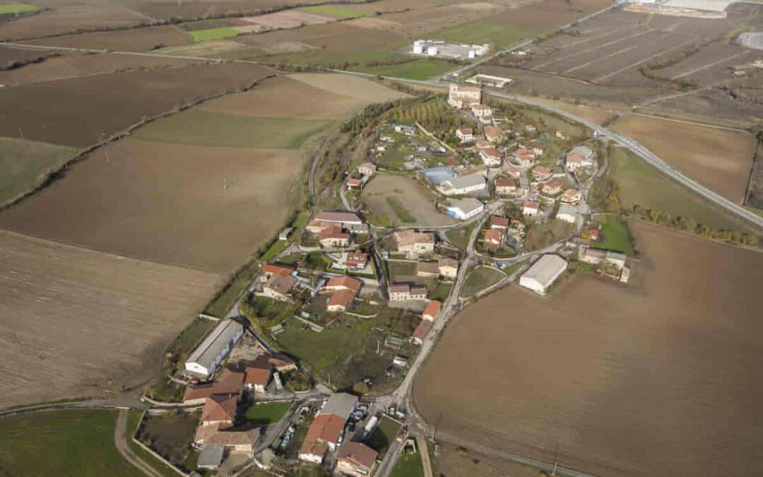 Abierta al tráfico la carretera A-3302 a la altura de Estarrona