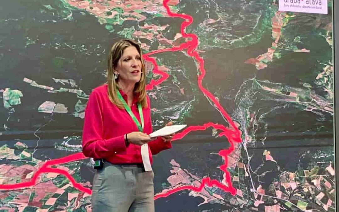 Arabako Mendialdeko asfalto naturaleko meatze paisaien ibilbidea Fiturrera iritsi da
