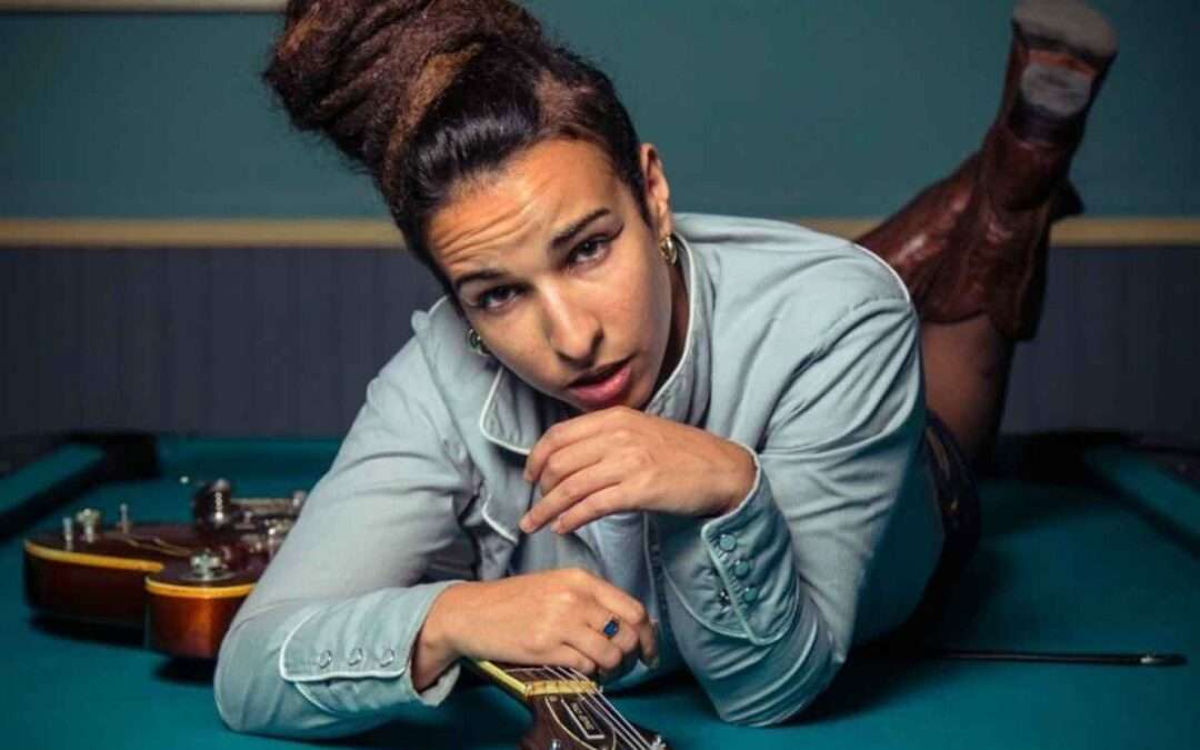Doble bolo de la reina del rocanrol peninsular en Helldorado