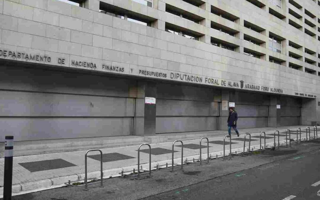 Las Juntas alavesas aprueban la reforma fiscal