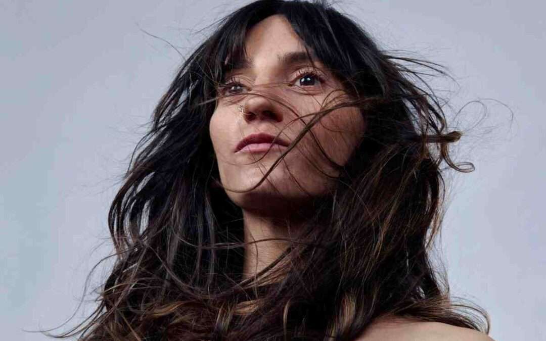 Klaustro Sounds recibe el domingo a Bea Asurmendi