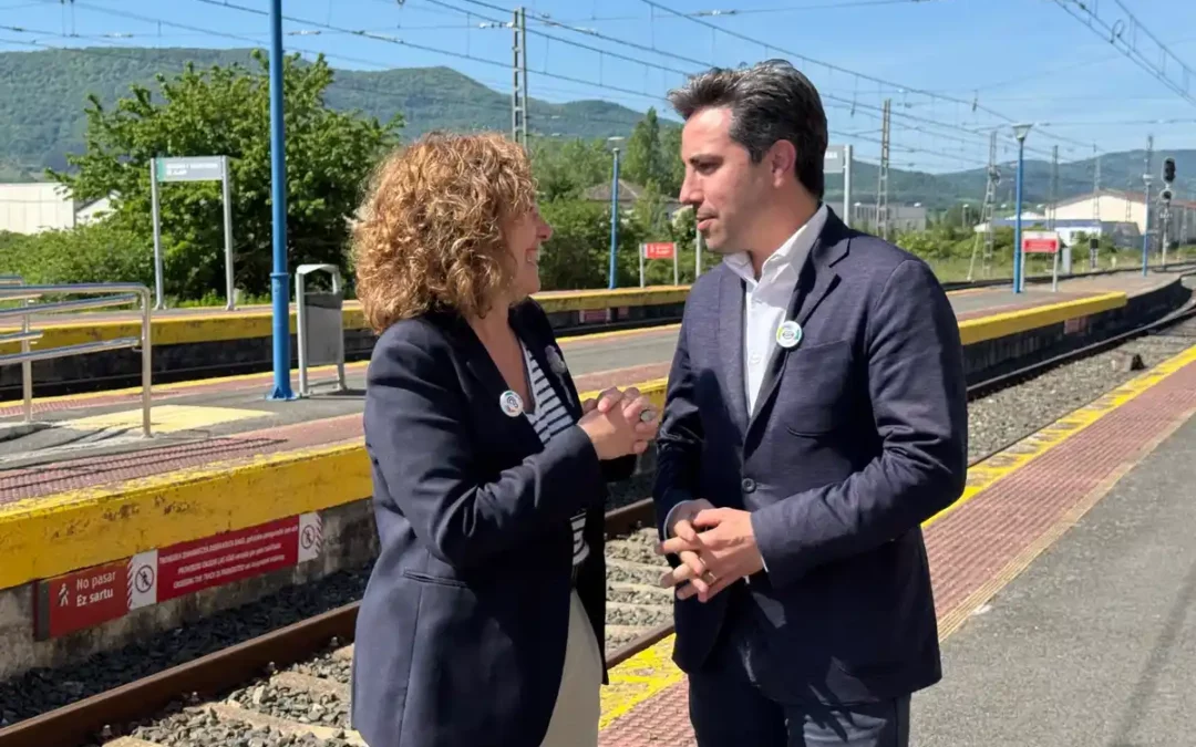 Diputación y Gobierno Vasco piden integrar la tarjeta BAT en las nuevas cercanías