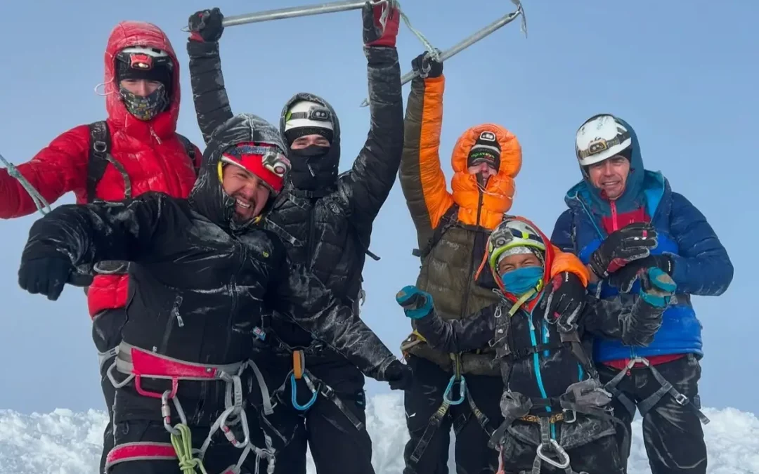 Jóvenes alaveses rumbo al Pico Lenin (7.134 m)