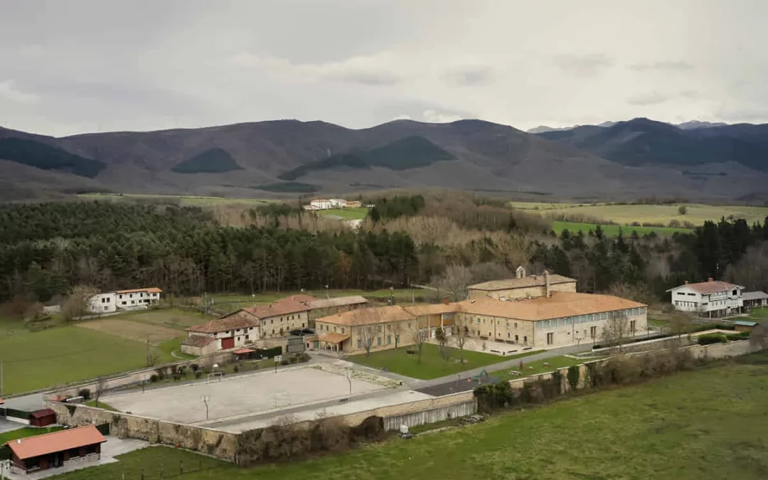 Un proyecto piloto abastecerá de alimentos kilómetro cero a los albergues de Barria y Espejo