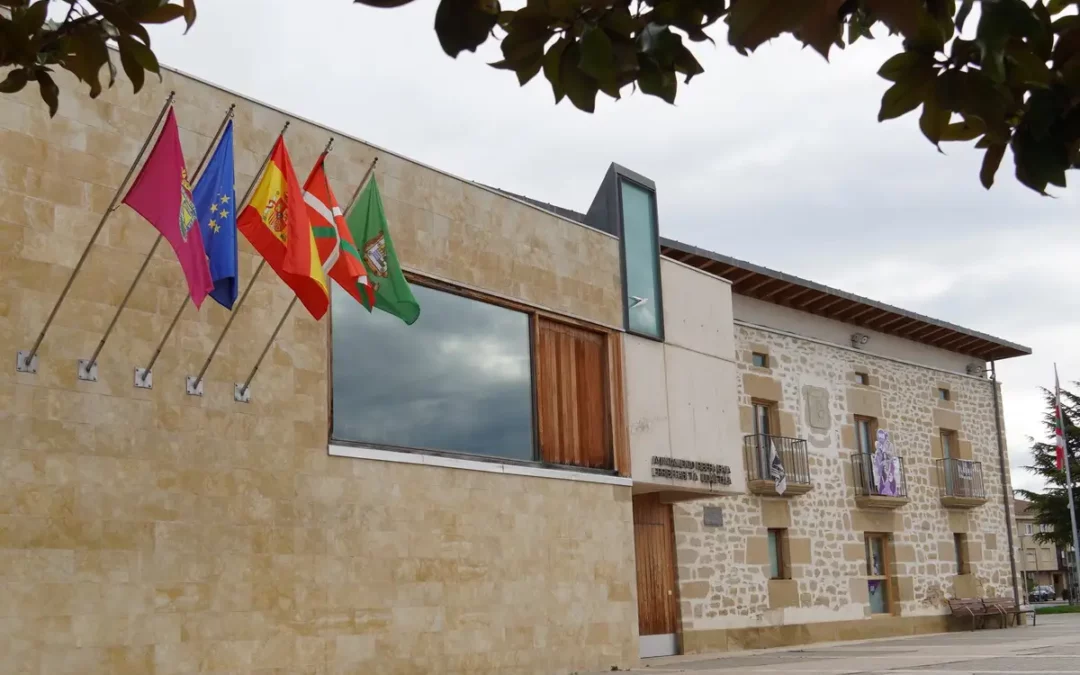 Erriberabeitiko udalak Adif-i eskatu dio Ameyugo-Manzanos tartea ez lizitatzeko