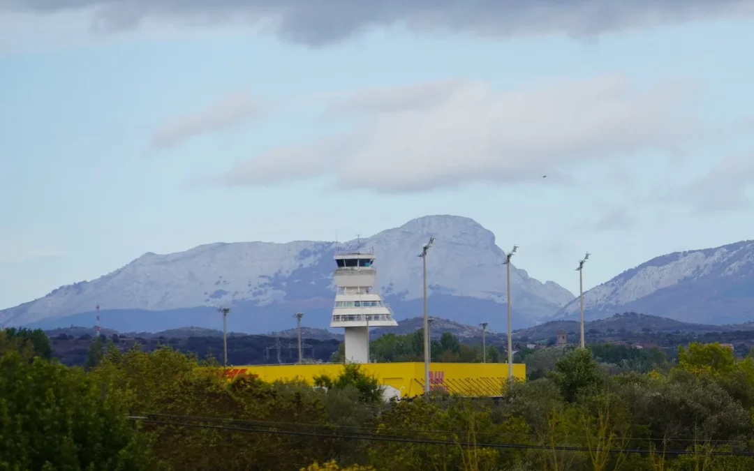 Podemos cree que el vuelo a Madrid «contradice los compromisos medioambientales» de Araba