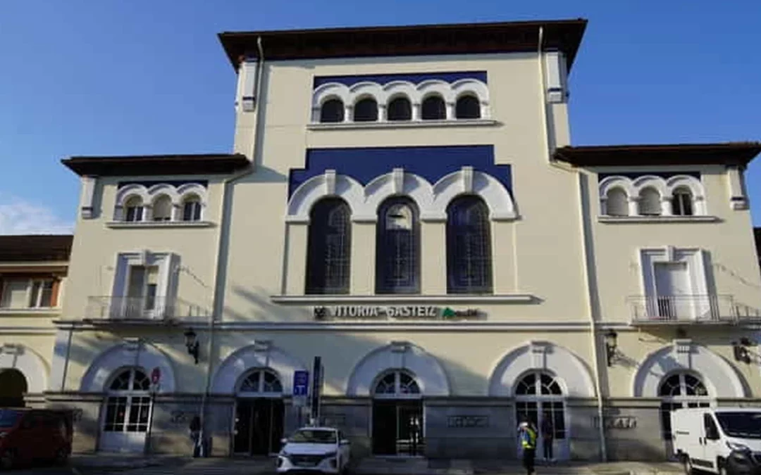 Fallece una mujer arrollada por un tren cerca de la estación de Gasteiz