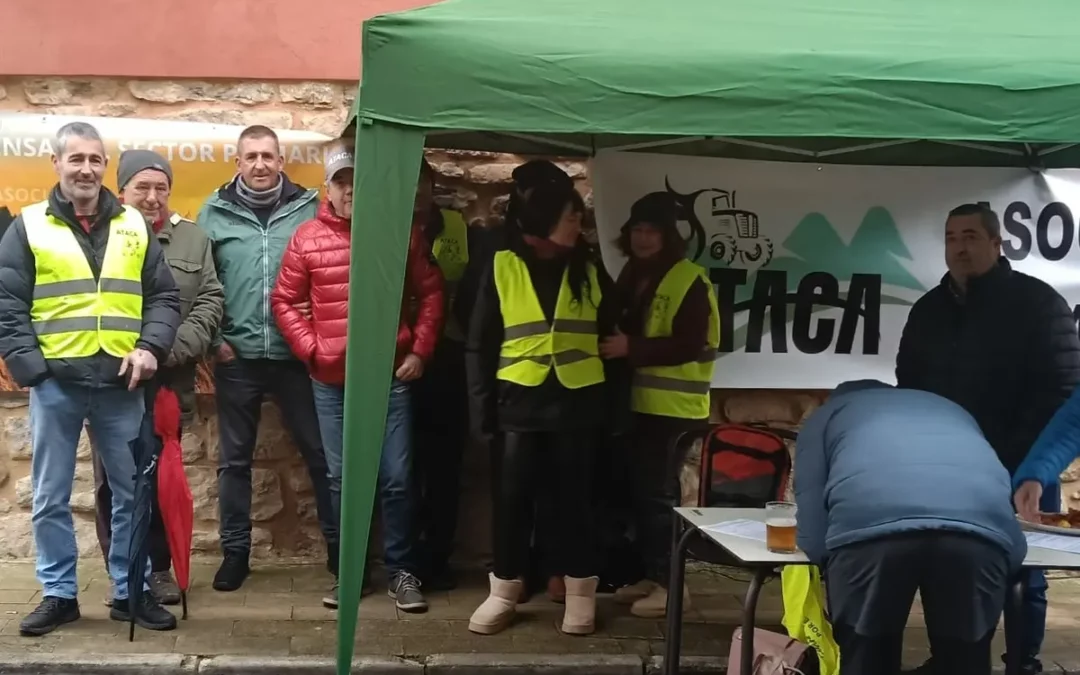 ATACA visibiliza sus reivindicaciones en la feria de San Blas de Dulantzi