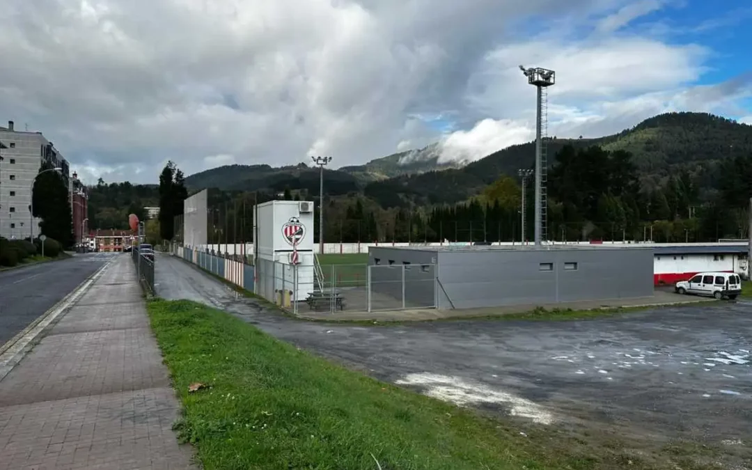Laudio inicia las obras del nuevo aparcamiento Latiorro, con 81 plazas