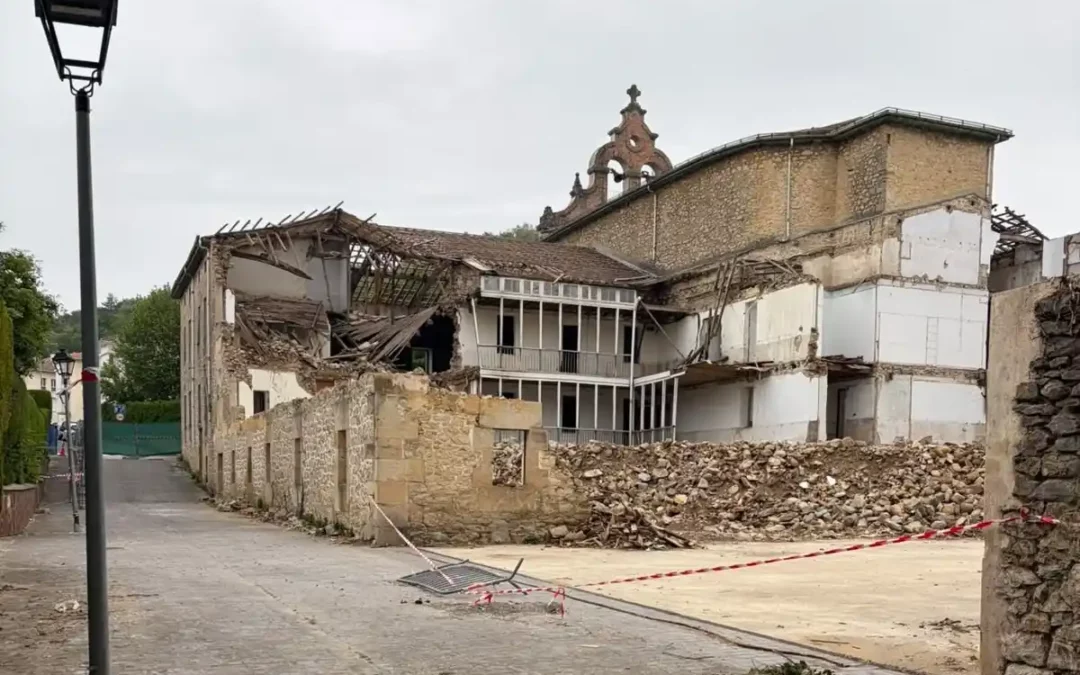 El Ayuntamiento de Zuia alega que se vio obligado a conceder la licencia de derribo del convento de las Hermanas de la Caridad
