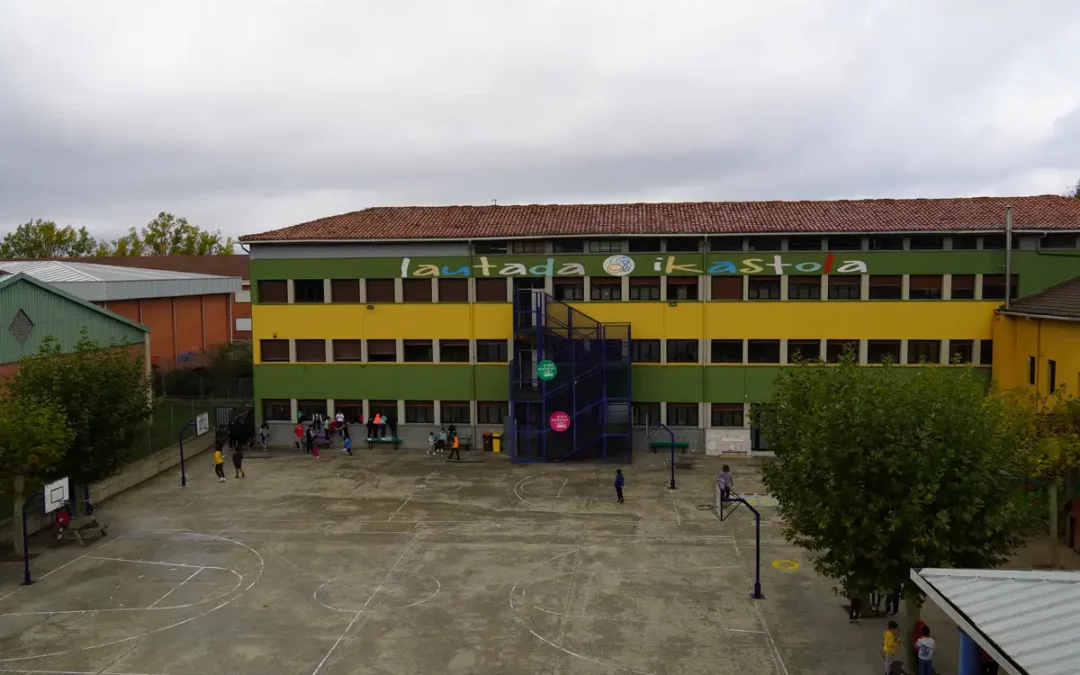 Agurain reclama al Gobierno Vasco que desbloquee un programa socioeducativo para jóvenes y adolescentes