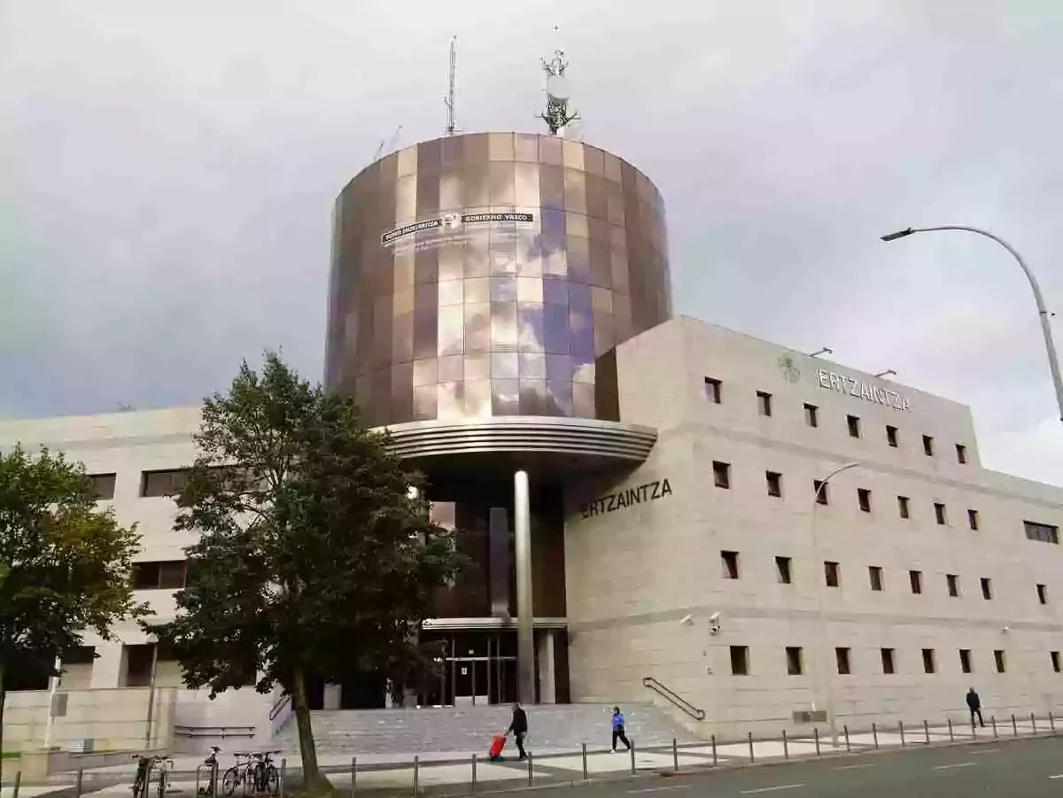 Detenido en Vitoria por una presunta agresión sexual Ertzaintza en Vitoria-Gasteiz