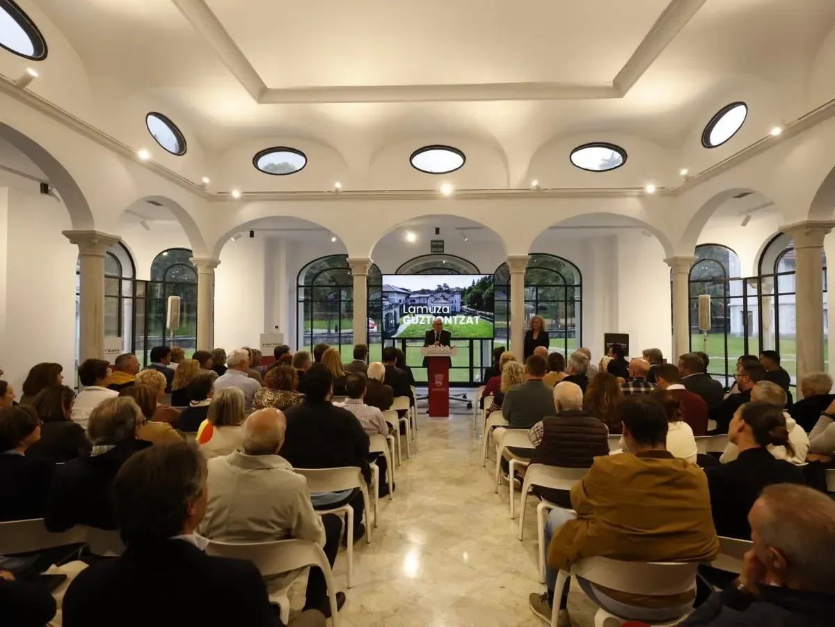 Palacio Lamuza de Laudio Palacio Lamuza de Laudio, rehabilitado para albergar PARKEA Kultura Topagunea