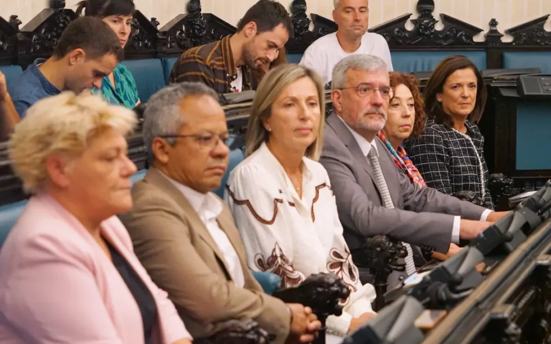 Sonia Díaz de Corcuera sustituye a Beatriz Artolazabal como primera teniente de alcaldesa del Ayuntamiento de Gasteiz