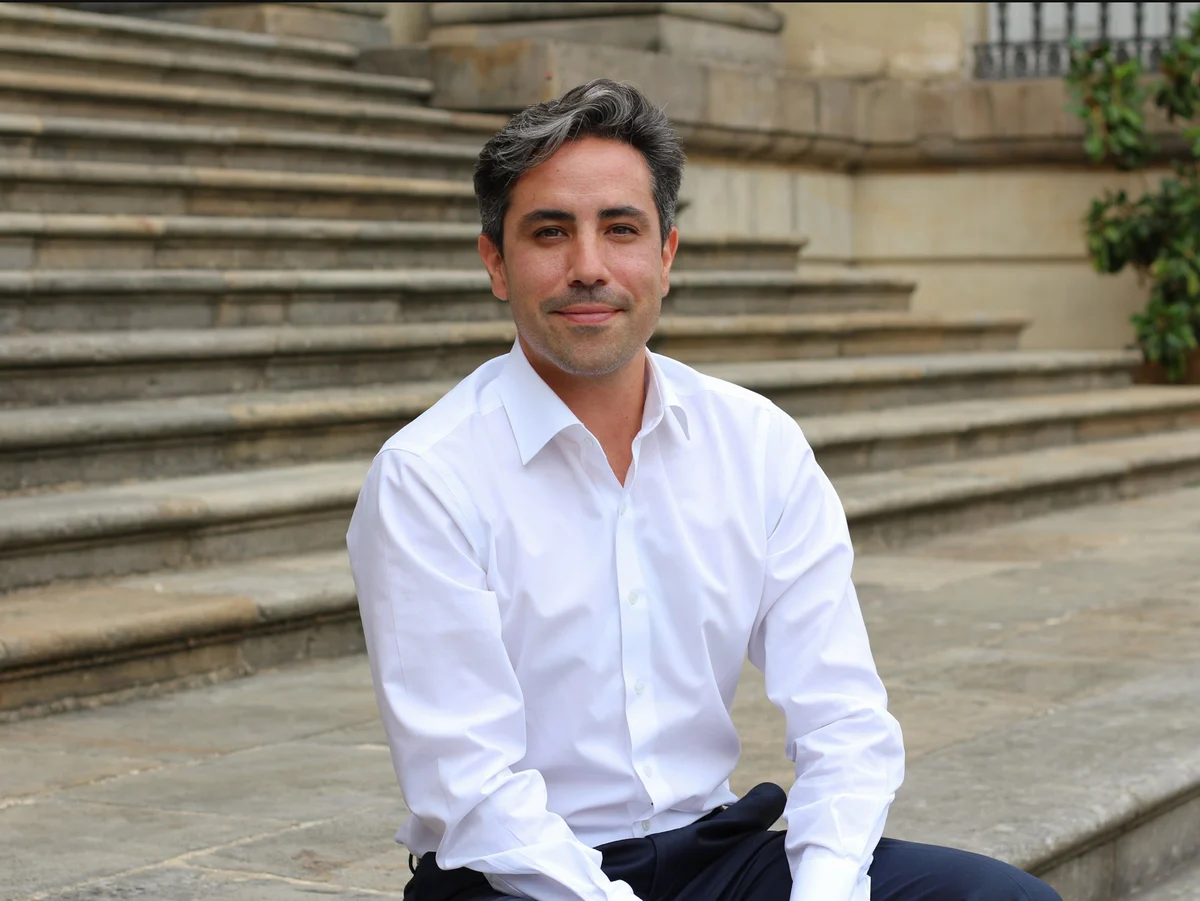 Jon Nogales anuncia su candidatura para encabezar el PSE-EE en las elecciones forales de Álava de 2027
