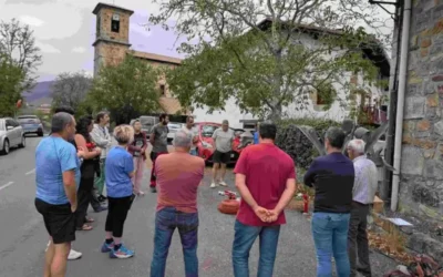 Aramaioko Larrialdi Taldeak auzoetako azken bisitak egingo ditu suteen aurrean nola jokatu azaltzeko