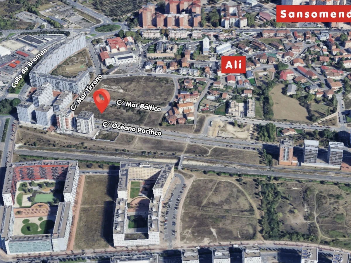 Parcelas para 110 viviendas protegidas en Zabalgana Vista aérea con señalización de las parcelas de Elejalde en Zabalgana, Vitoria-Gasteiz