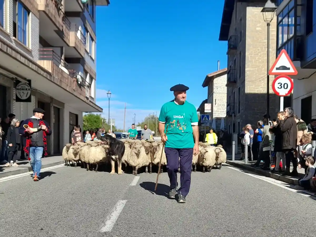 feria-urkabustaiz feria-agurain