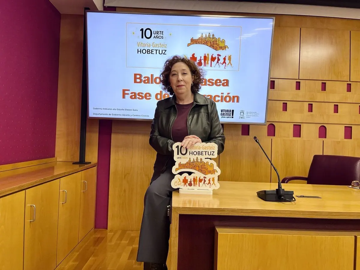 Miren Fernández de Landa dirigirá Espacio Público y Barrios en Vitoria-Gasteiz Miren Fernández de Landa, concejala del Ayuntamiento de Vitoria-Gasteiz