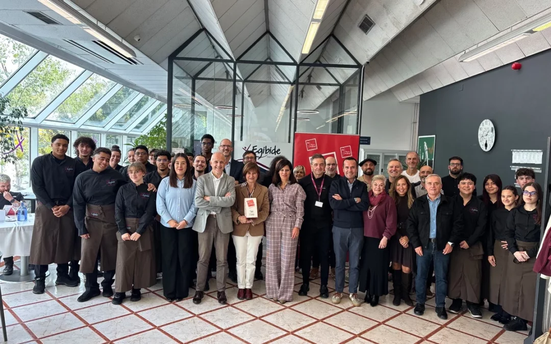 La Ruta del Pintxo de Reyno Gourmet presenta los productos de Navarra en 27 bares de Gasteiz